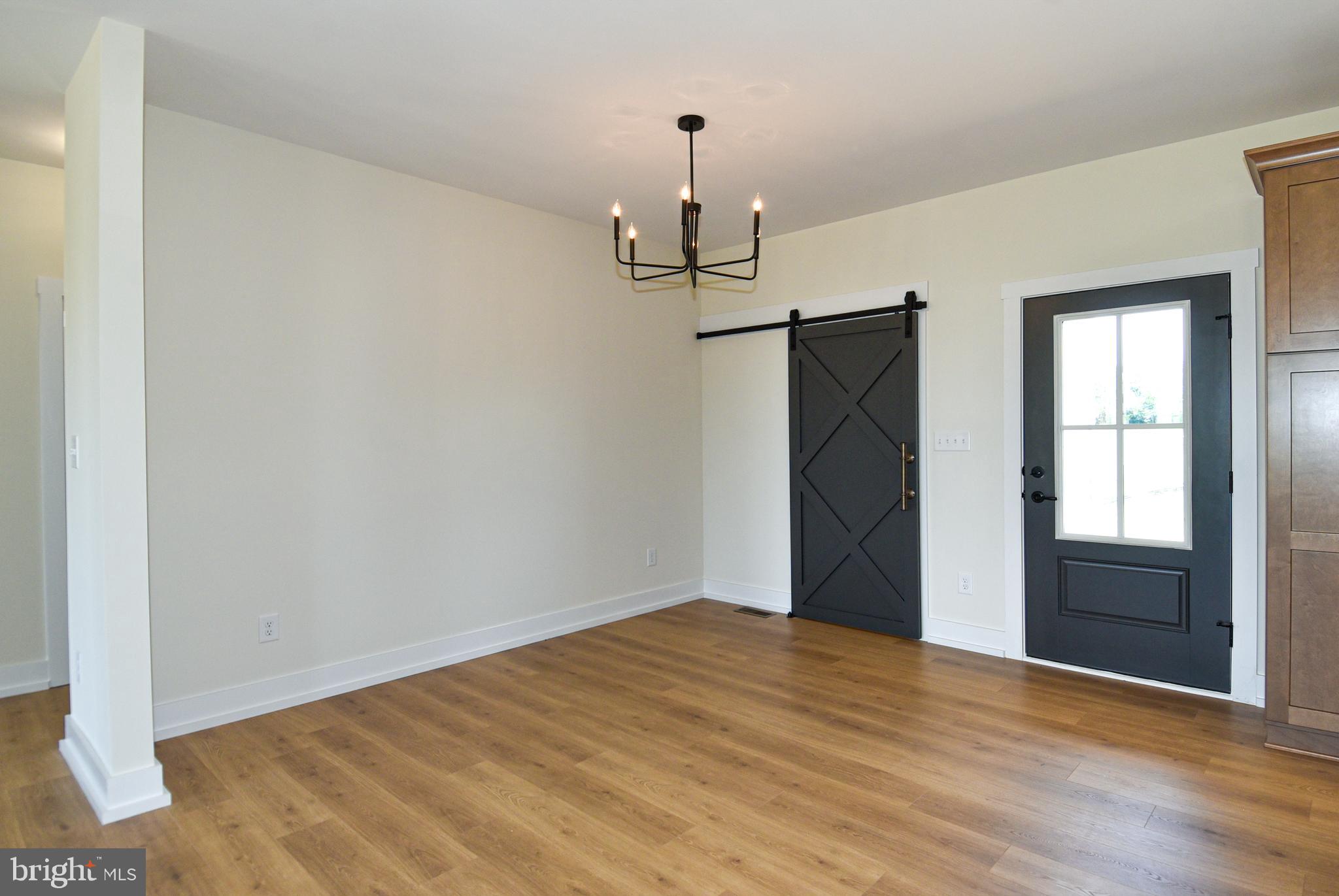 STEVENSBURG - Residential