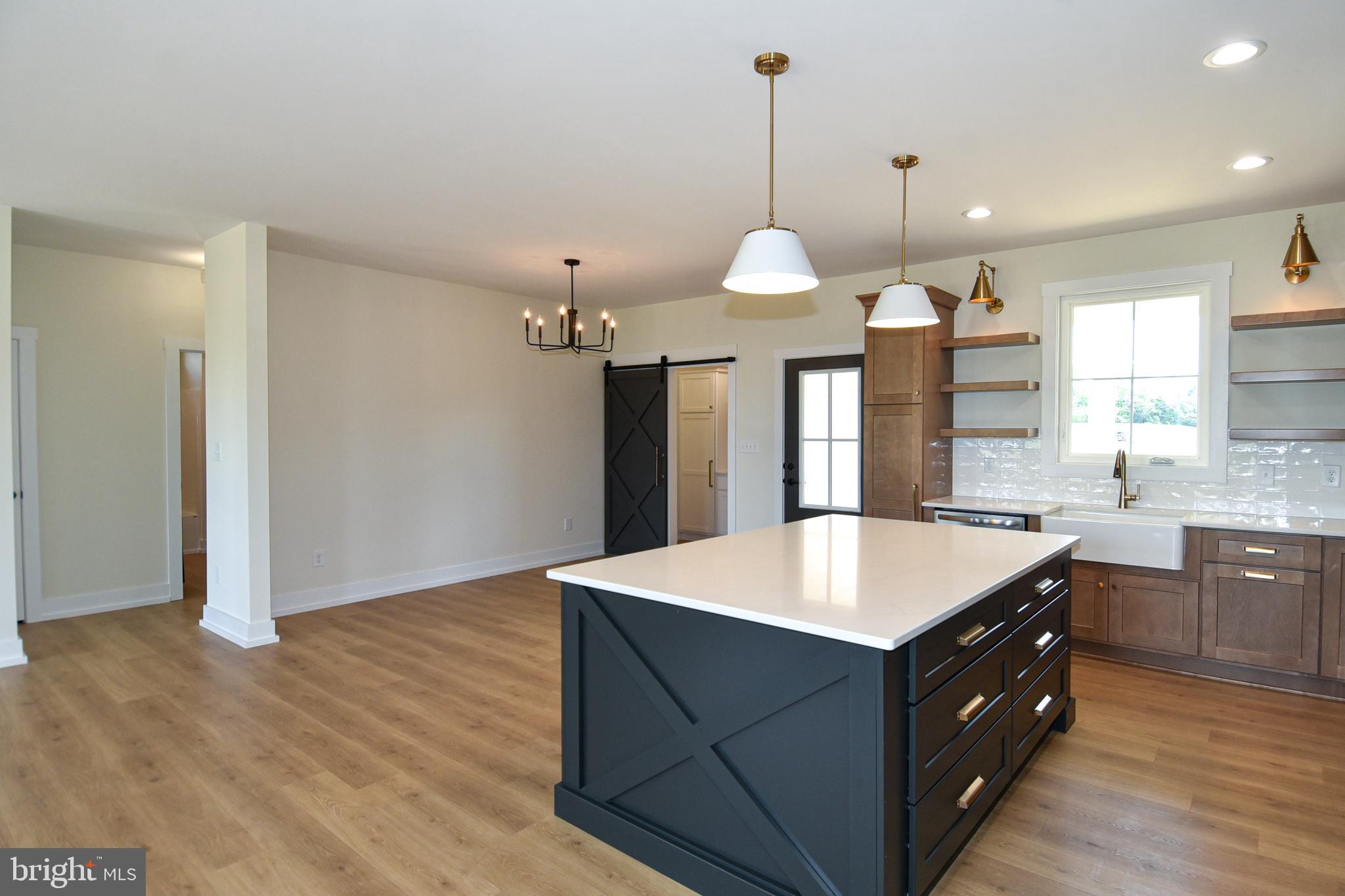 STEVENSBURG - Residential