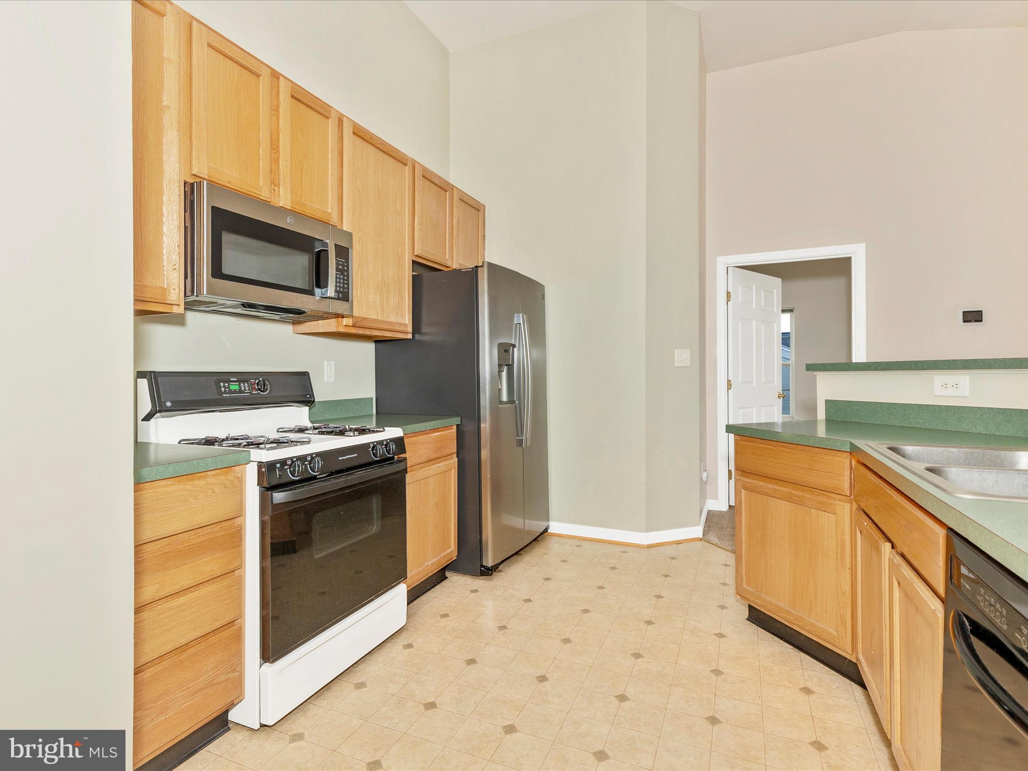 500 BRADLEY COURT M