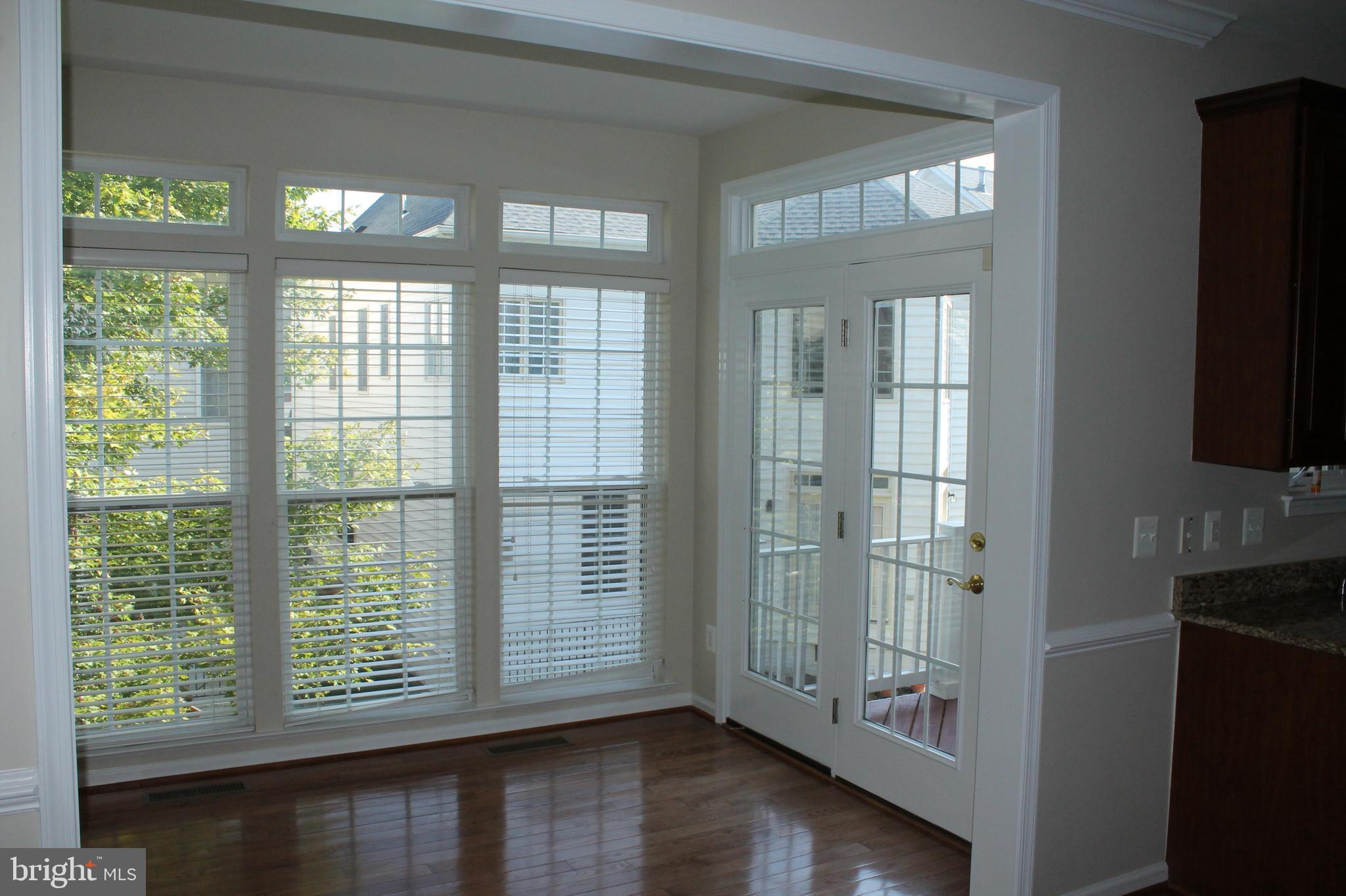 LORTON VALLEY NORTH - Residential Lease