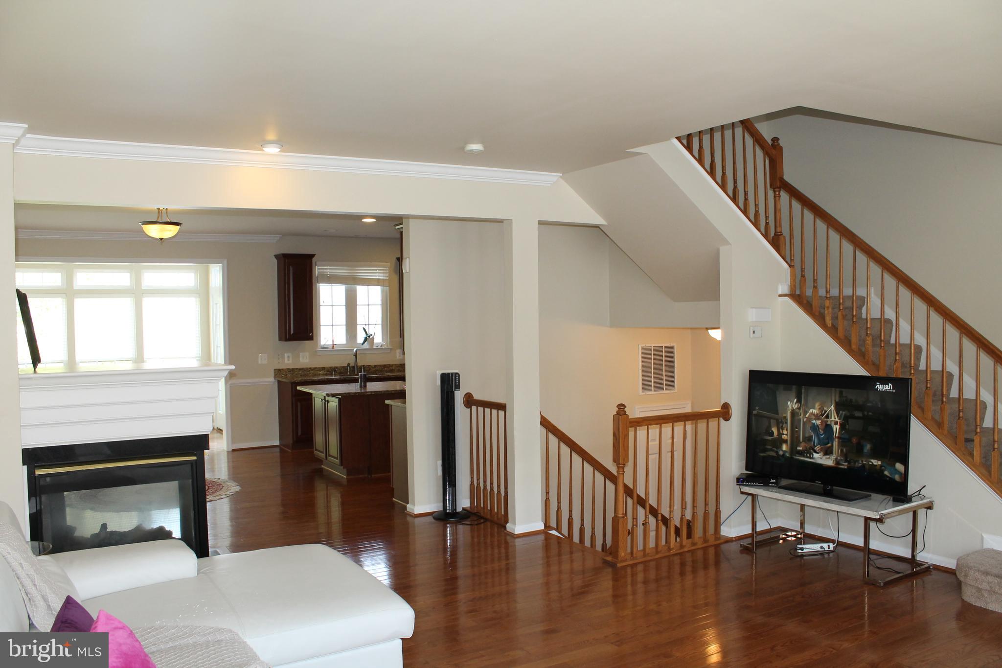 LORTON VALLEY NORTH - Residential Lease