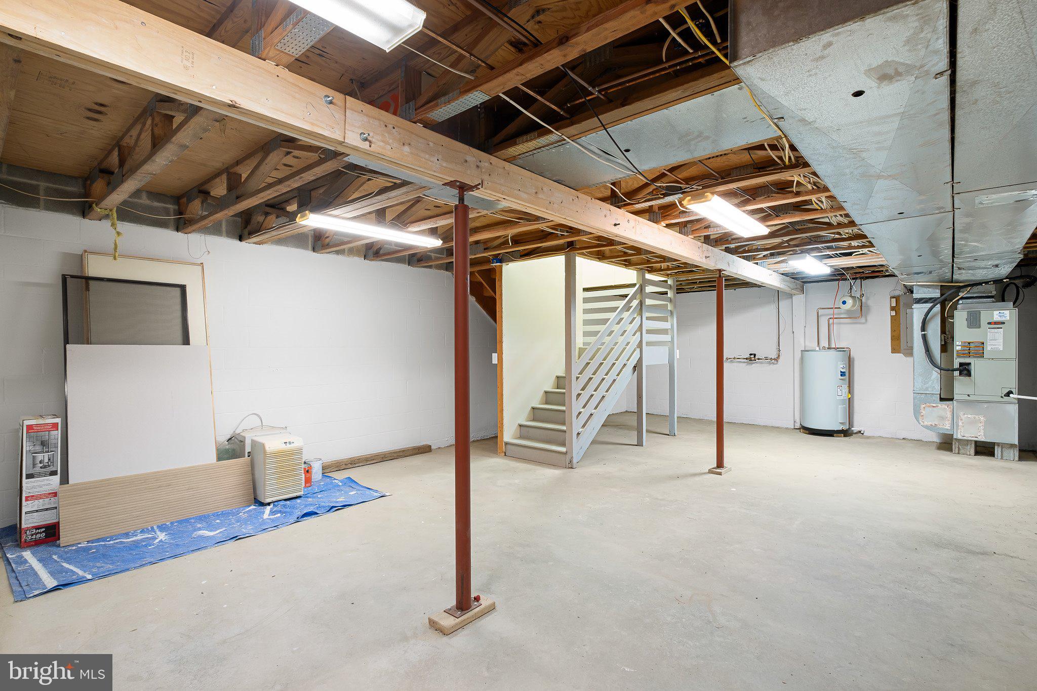 LIONGATE - Residential Lease