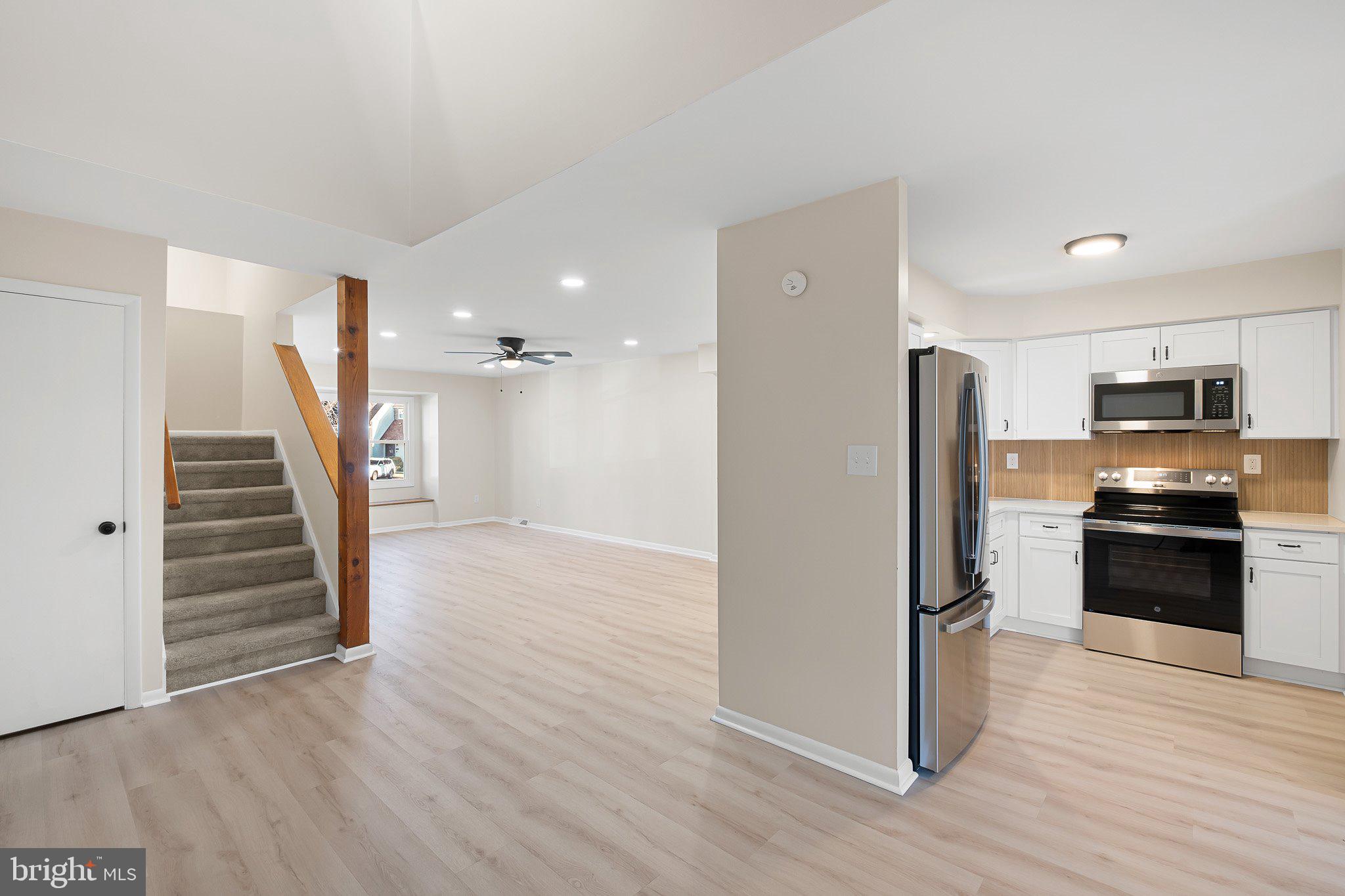 LIONGATE - Residential Lease