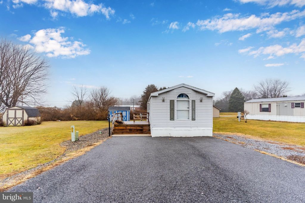 Photo of 79 Lenwood Park #79, SHIPPENSBURG, PA 17257 (MLS # PAFL2033144)
