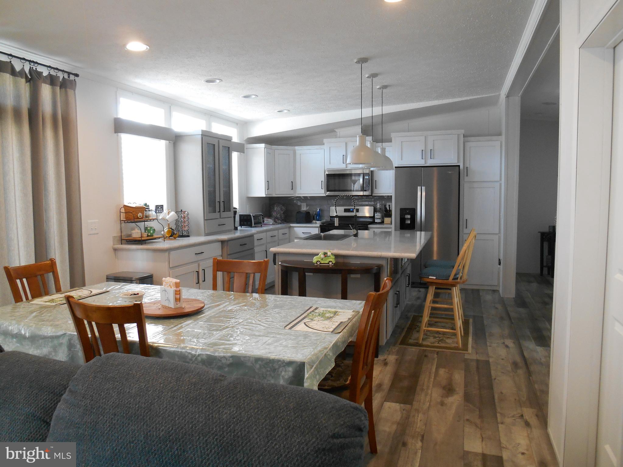 NORTHCREST ACRES MH PARK - Residential