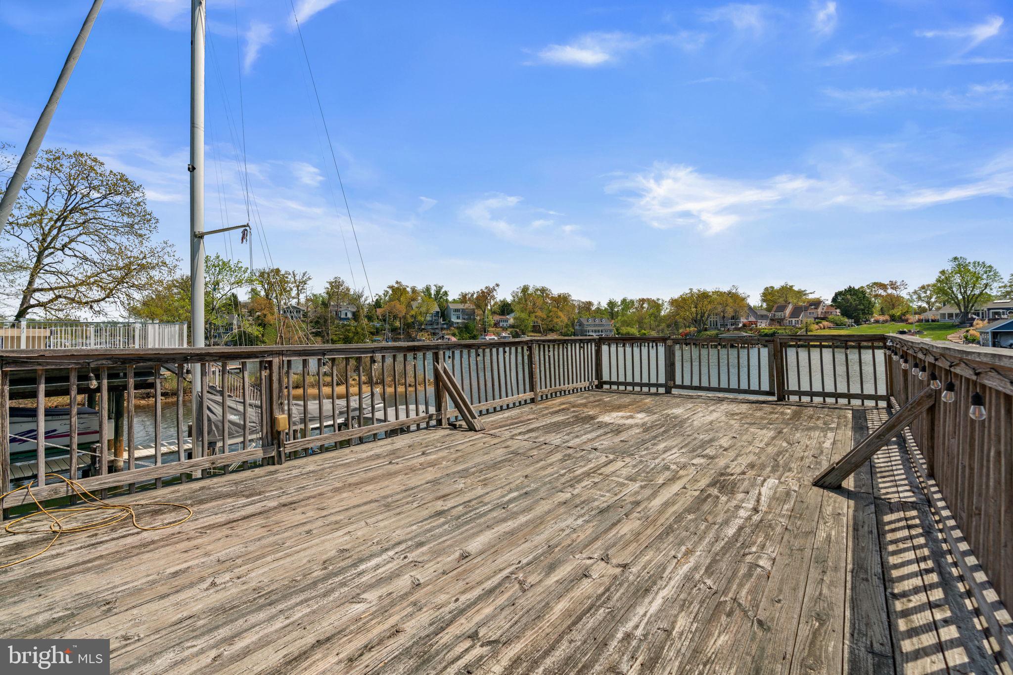 LEELAND WOODS - Residential