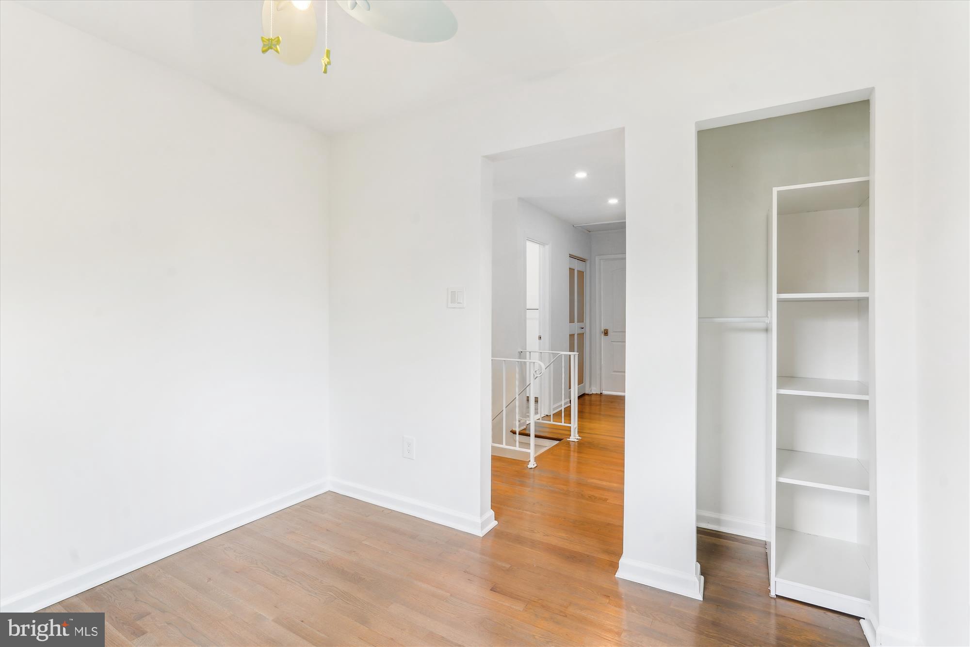 DUNN LORING WOODS - Residential Lease