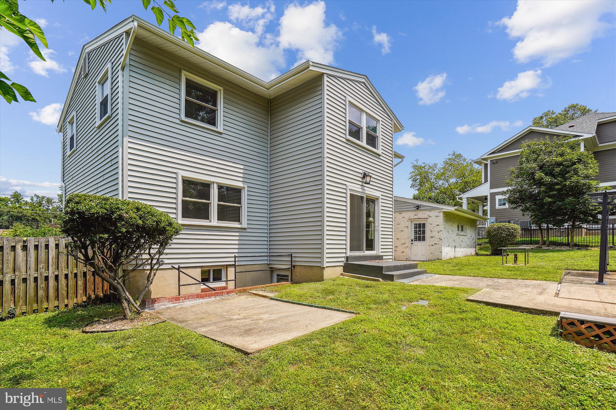 8411 BEREA COURT