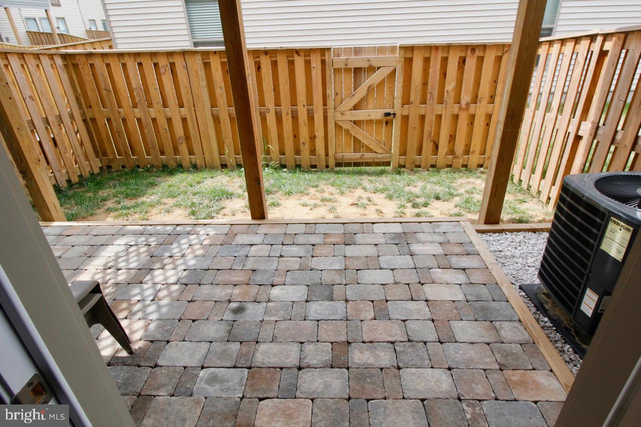 GATEWAY COMMONS - STONE RIDGE - Residential