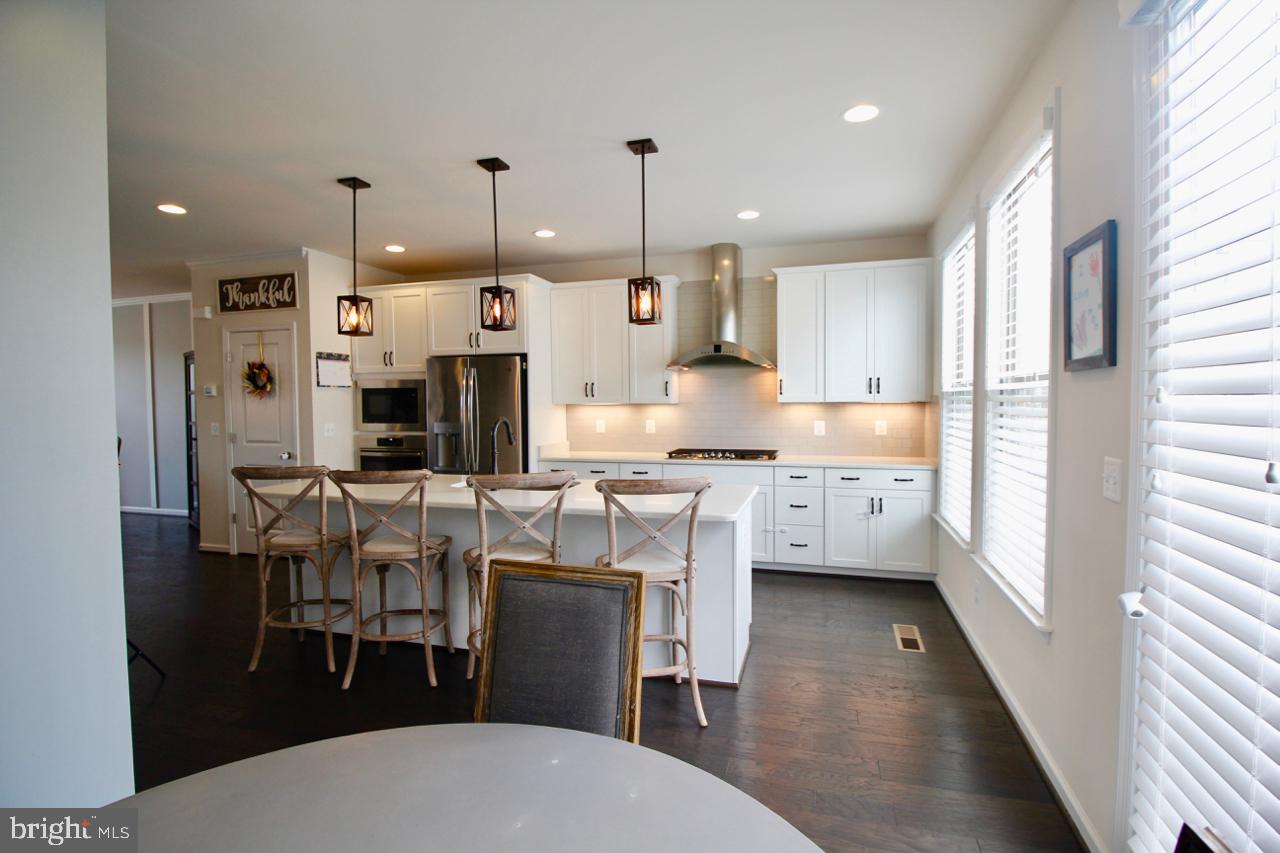 GATEWAY COMMONS - STONE RIDGE - Residential