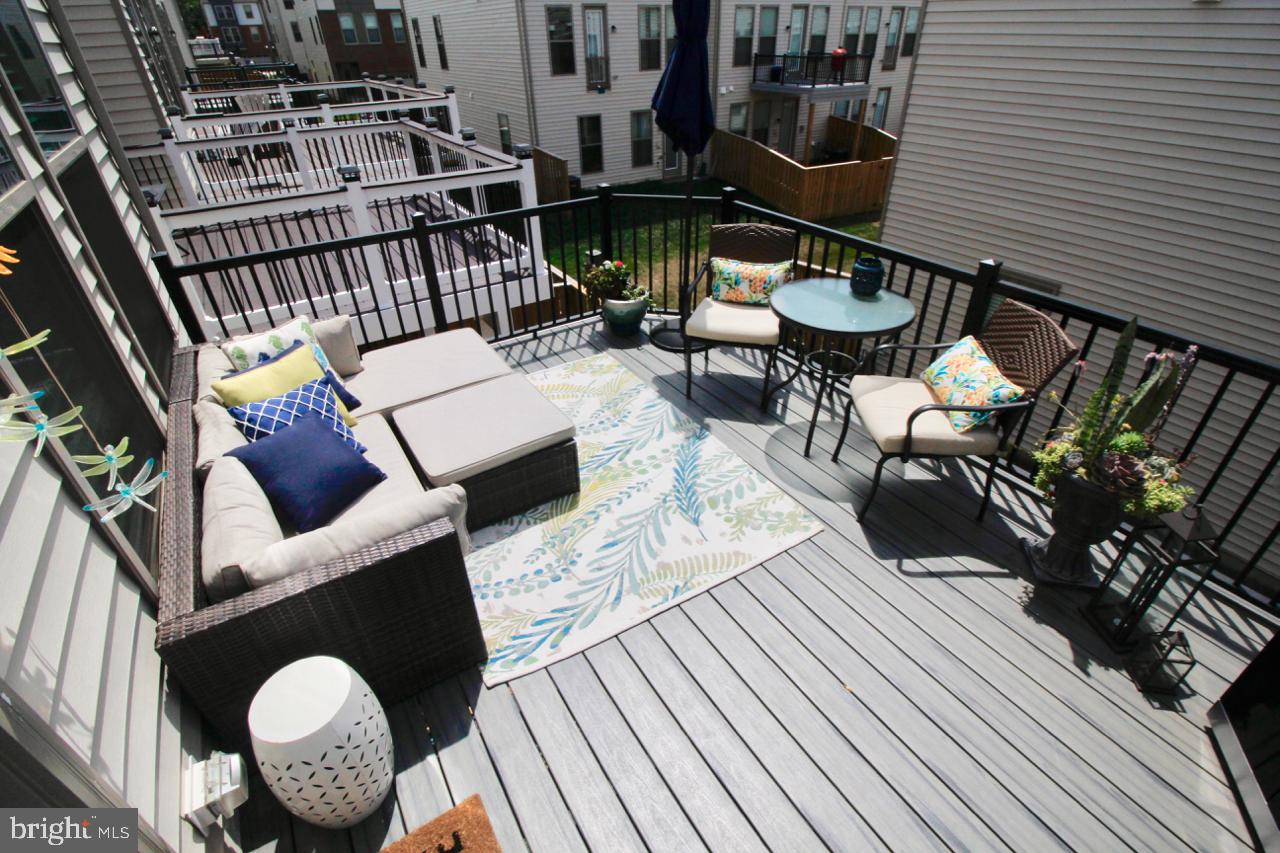 GATEWAY COMMONS - STONE RIDGE - Residential