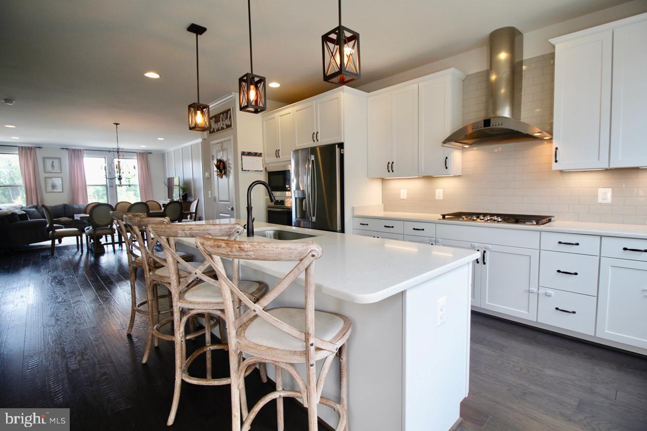 GATEWAY COMMONS - STONE RIDGE - Residential