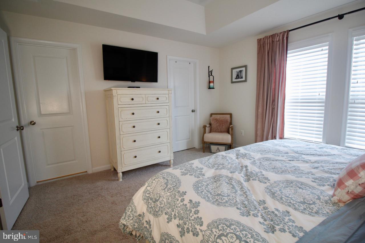 GATEWAY COMMONS - STONE RIDGE - Residential