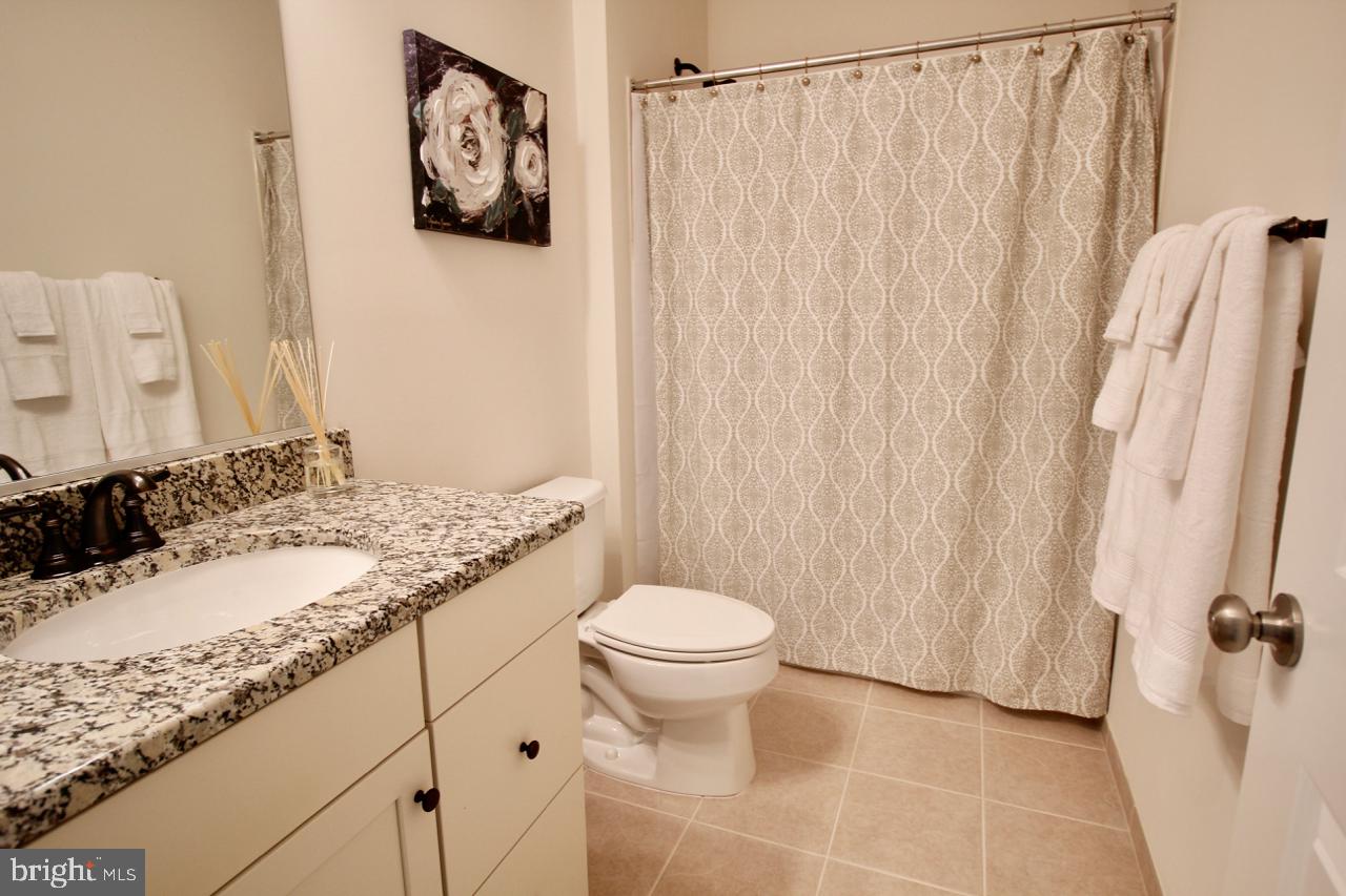 GATEWAY COMMONS - STONE RIDGE - Residential