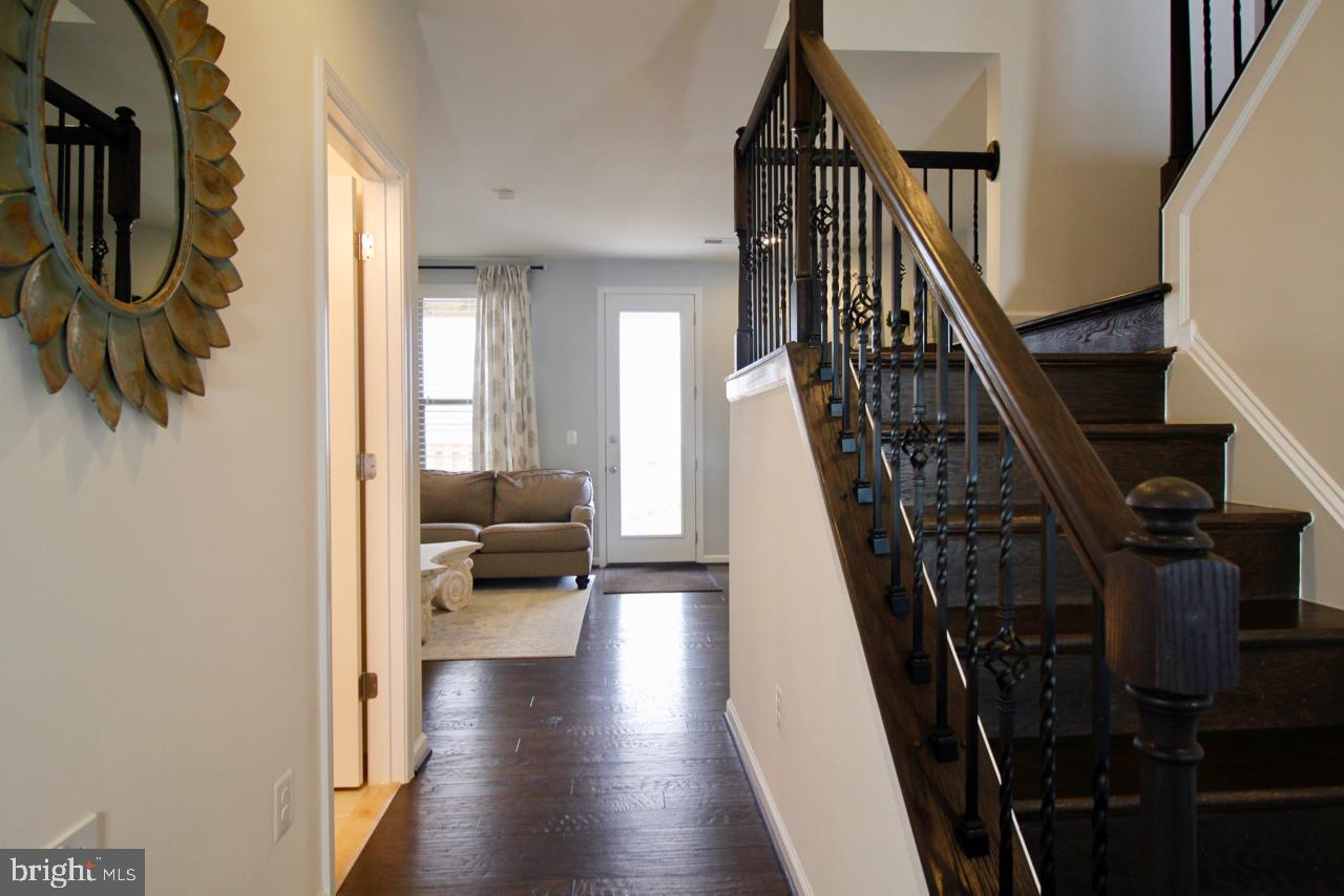 GATEWAY COMMONS - STONE RIDGE - Residential