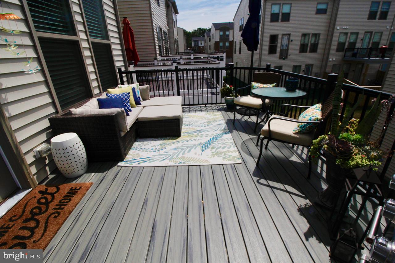 GATEWAY COMMONS - STONE RIDGE - Residential