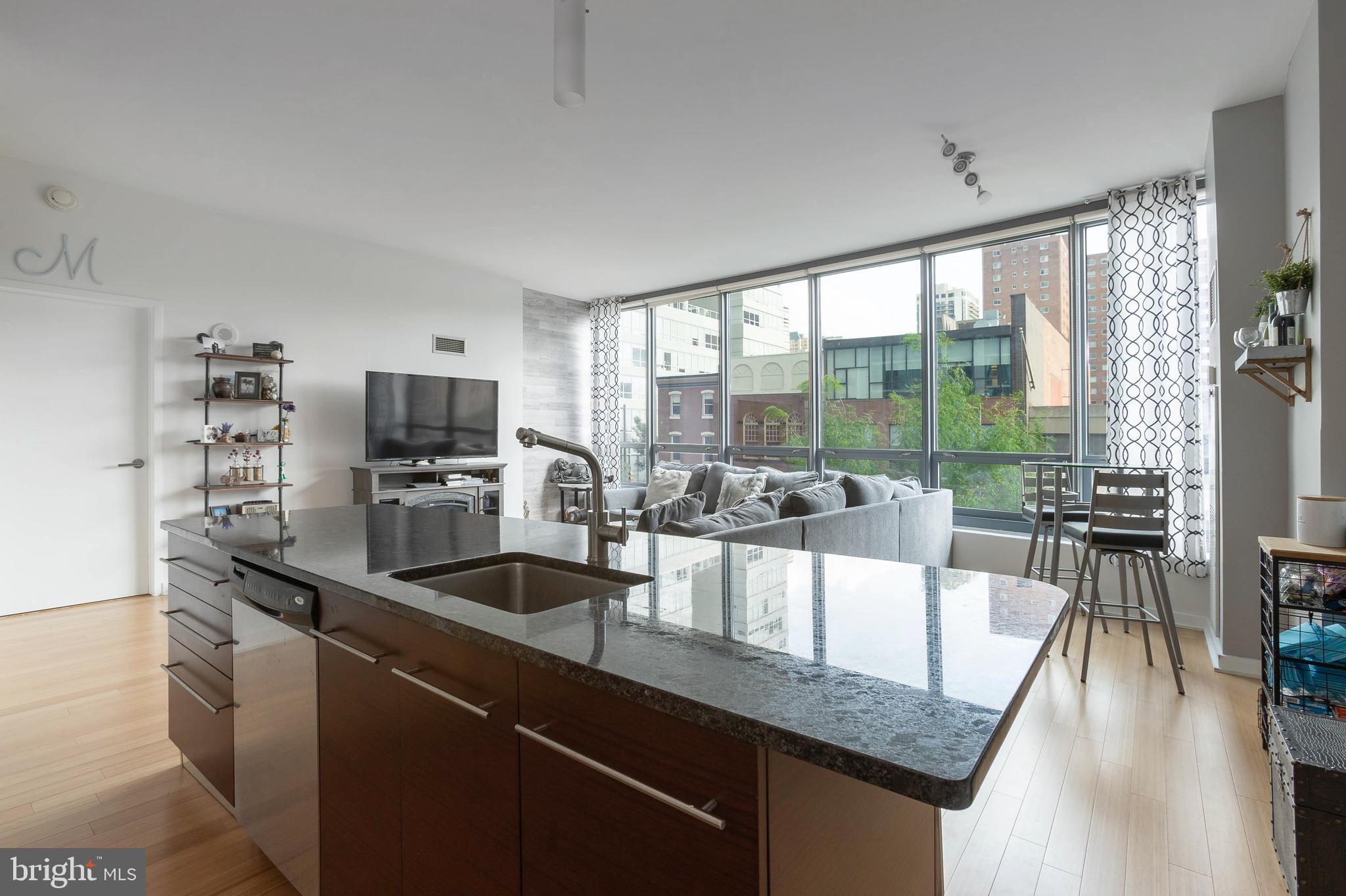 CENTER CITY - Residential