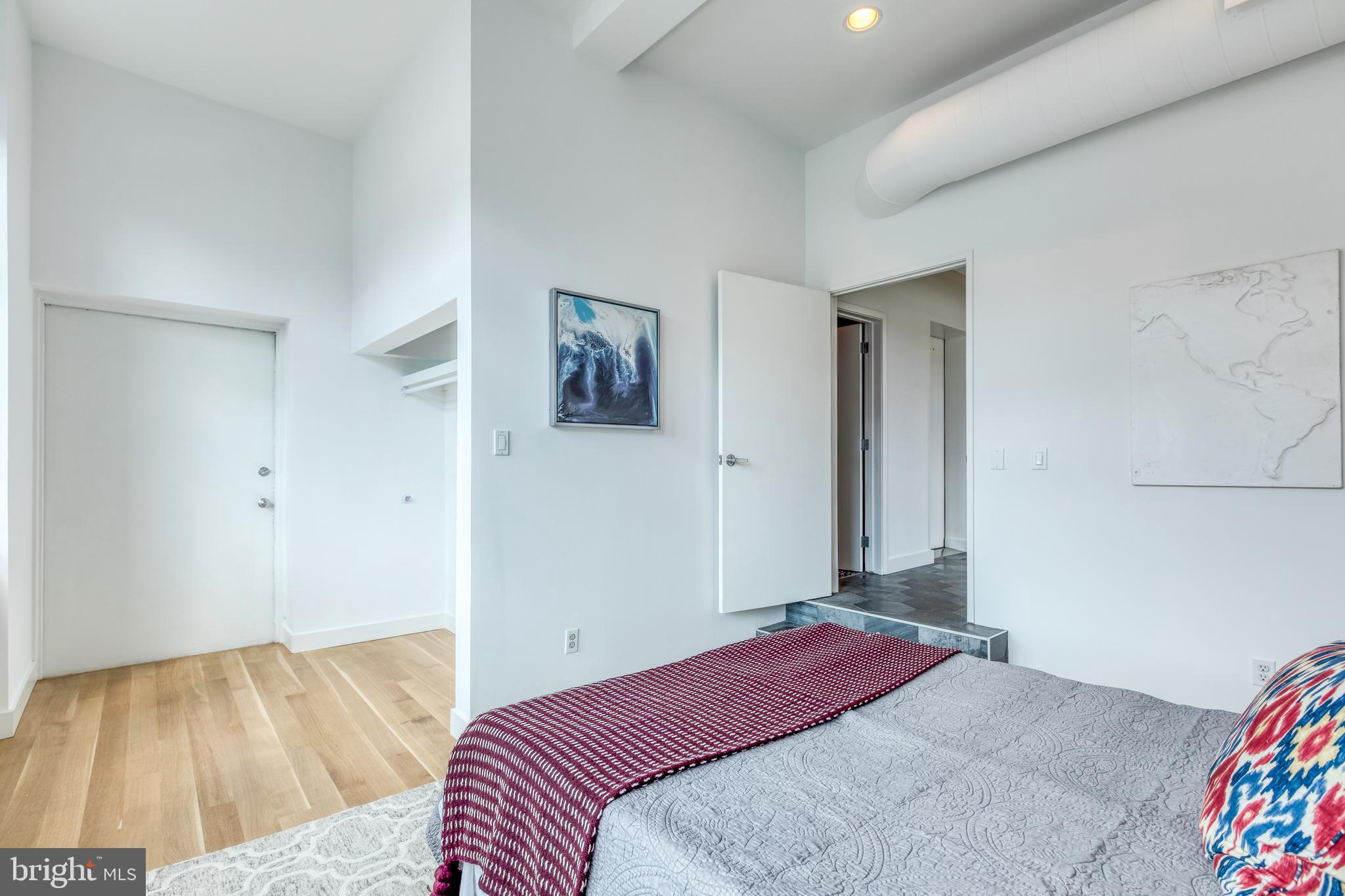 OLD CITY - Residential