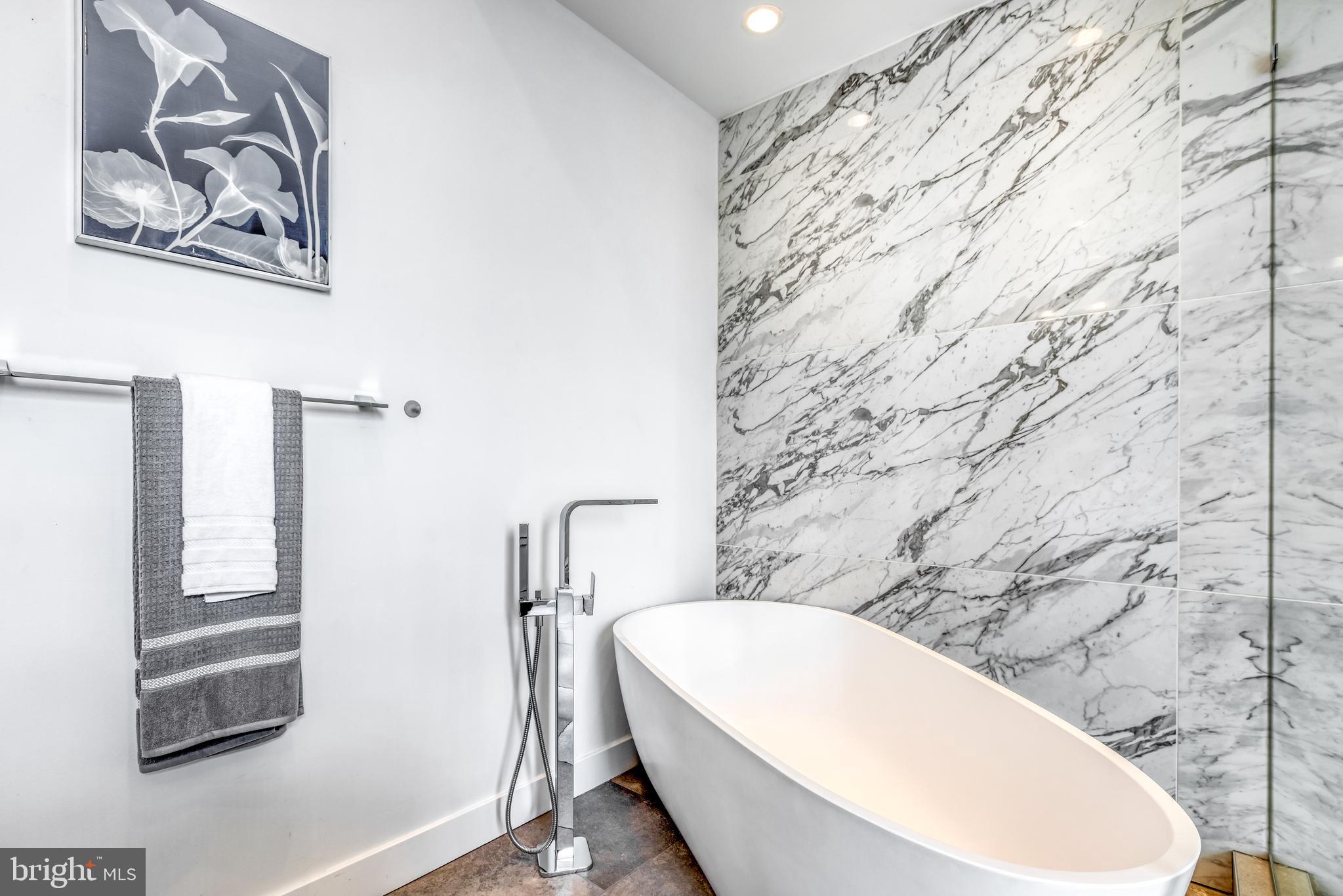 OLD CITY - Residential