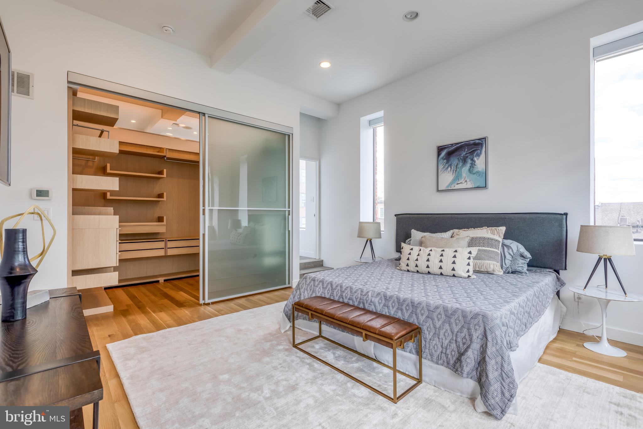 OLD CITY - Residential