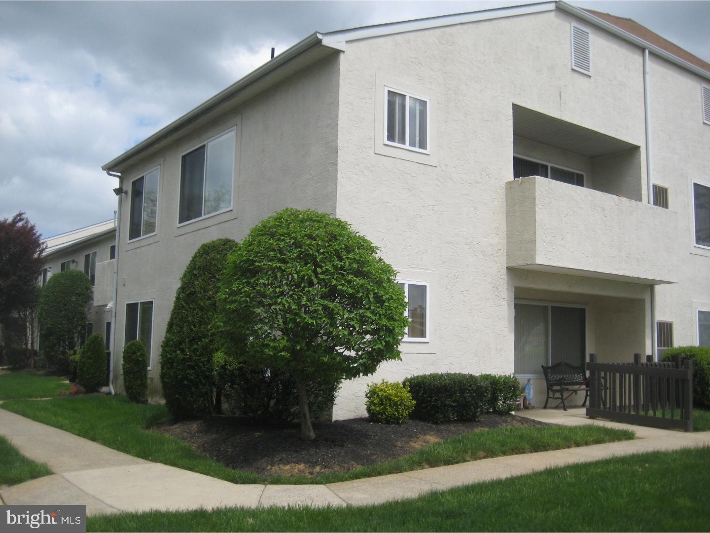 FOUNTAIN POINTE - Residential