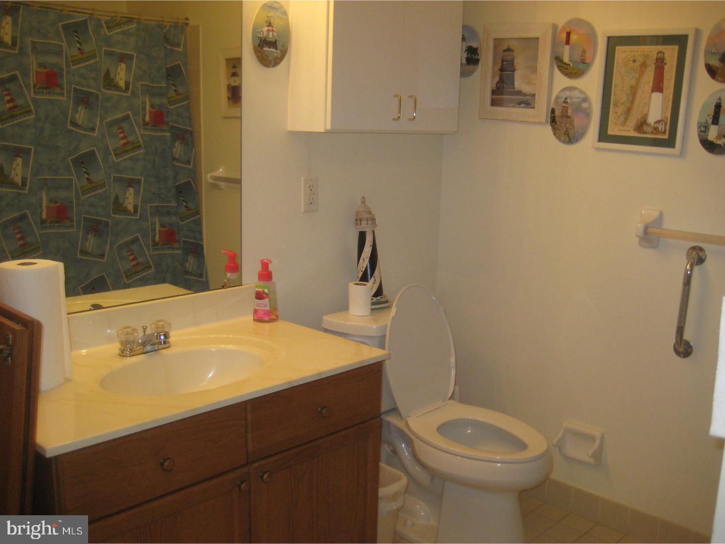 FOUNTAIN POINTE - Residential
