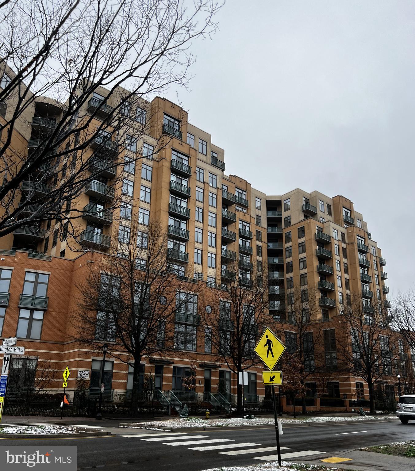 2720 S ARLINGTON MILL DRIVE 915