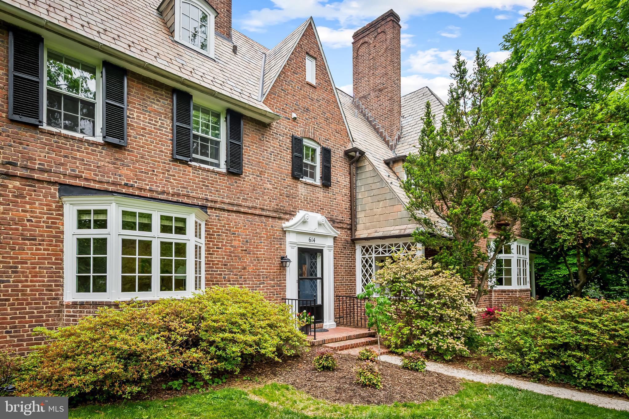 ROLAND PARK - Residential