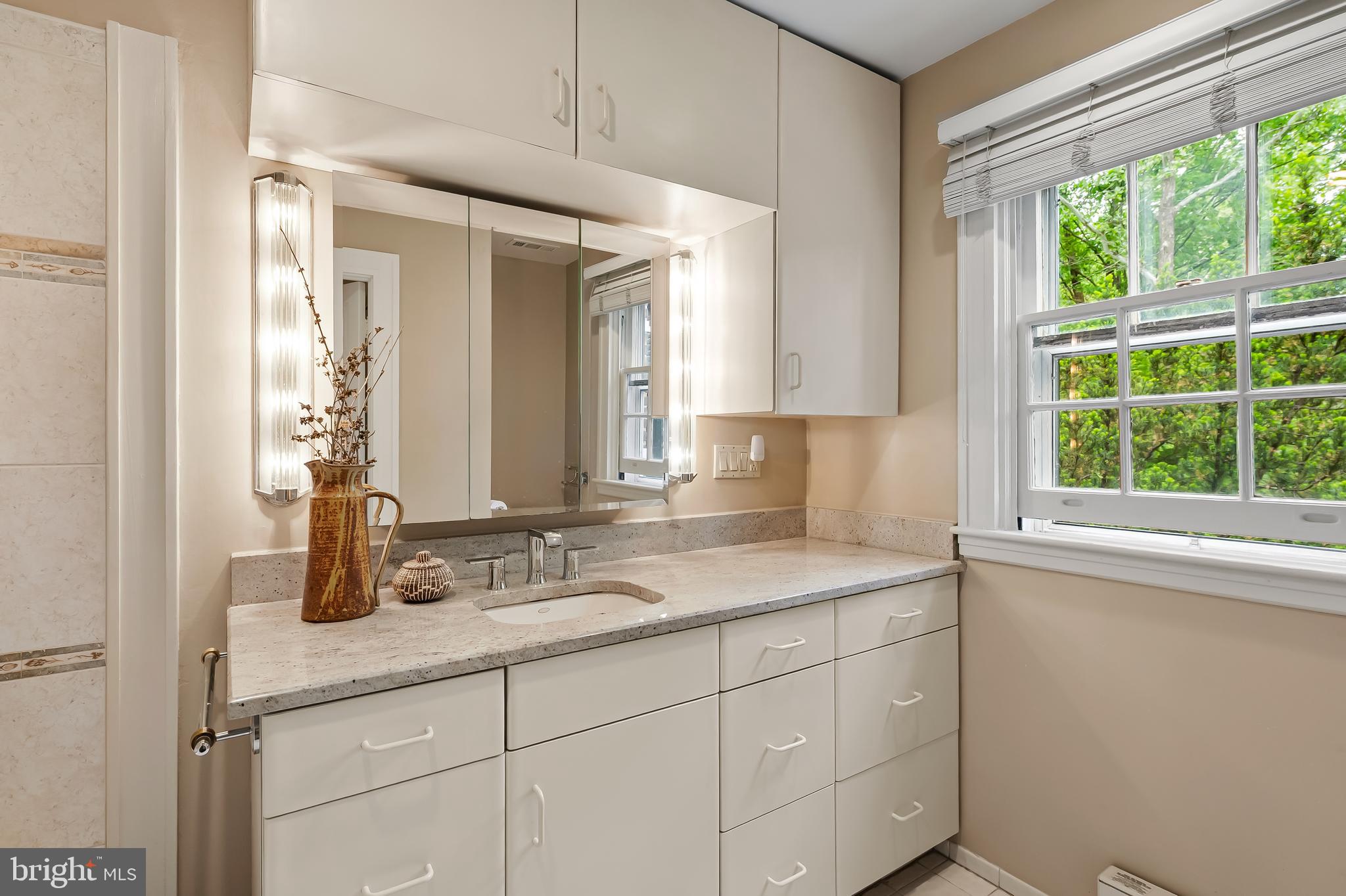 ROLAND PARK - Residential