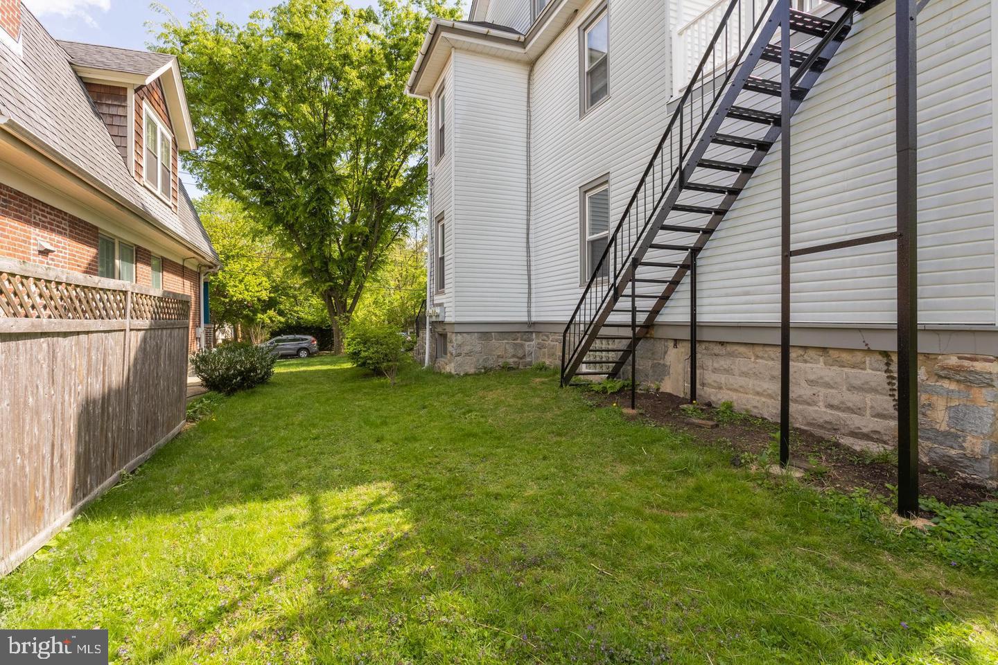 313 DARTMOUTH AVENUE 1