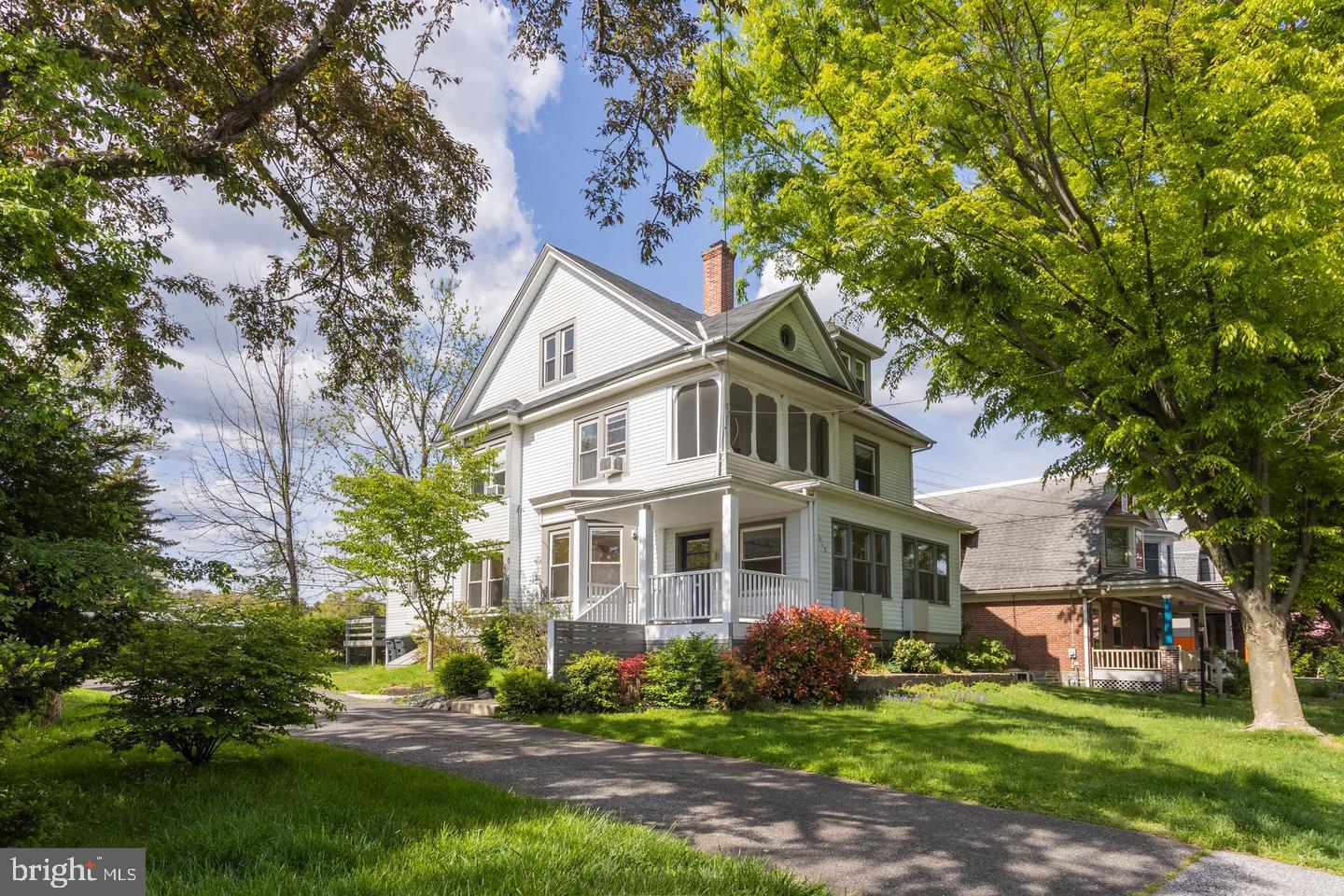 313 DARTMOUTH AVENUE 1