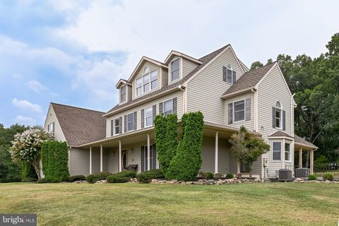 2290 W VALLEY LANE W WESTMINSTER MD 21158