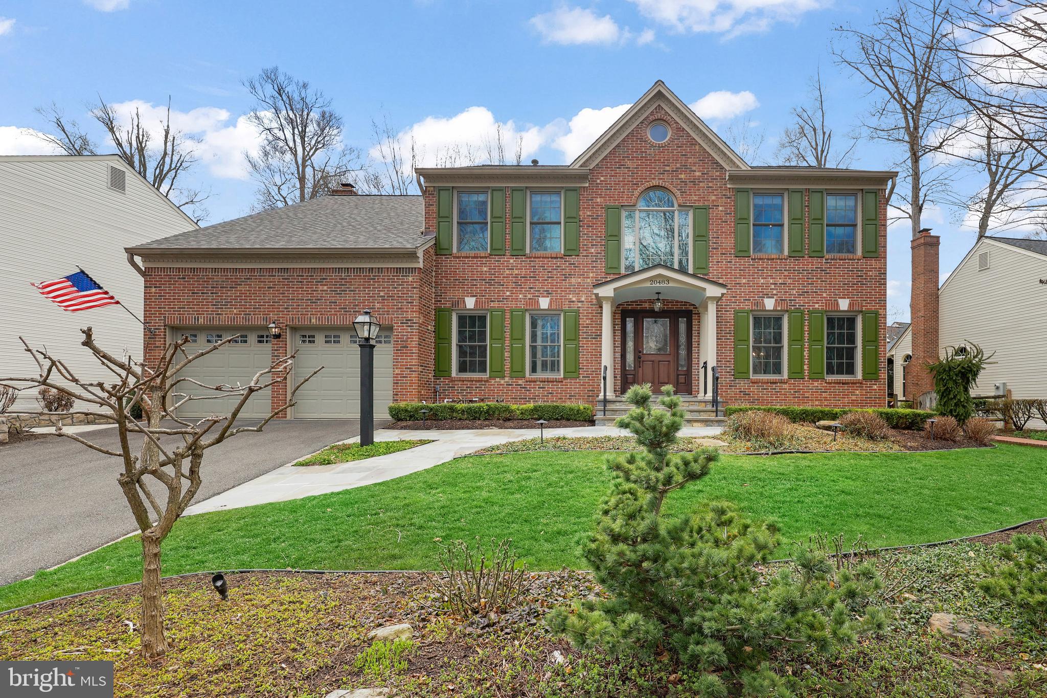 POTOMAC LAKES - Residential