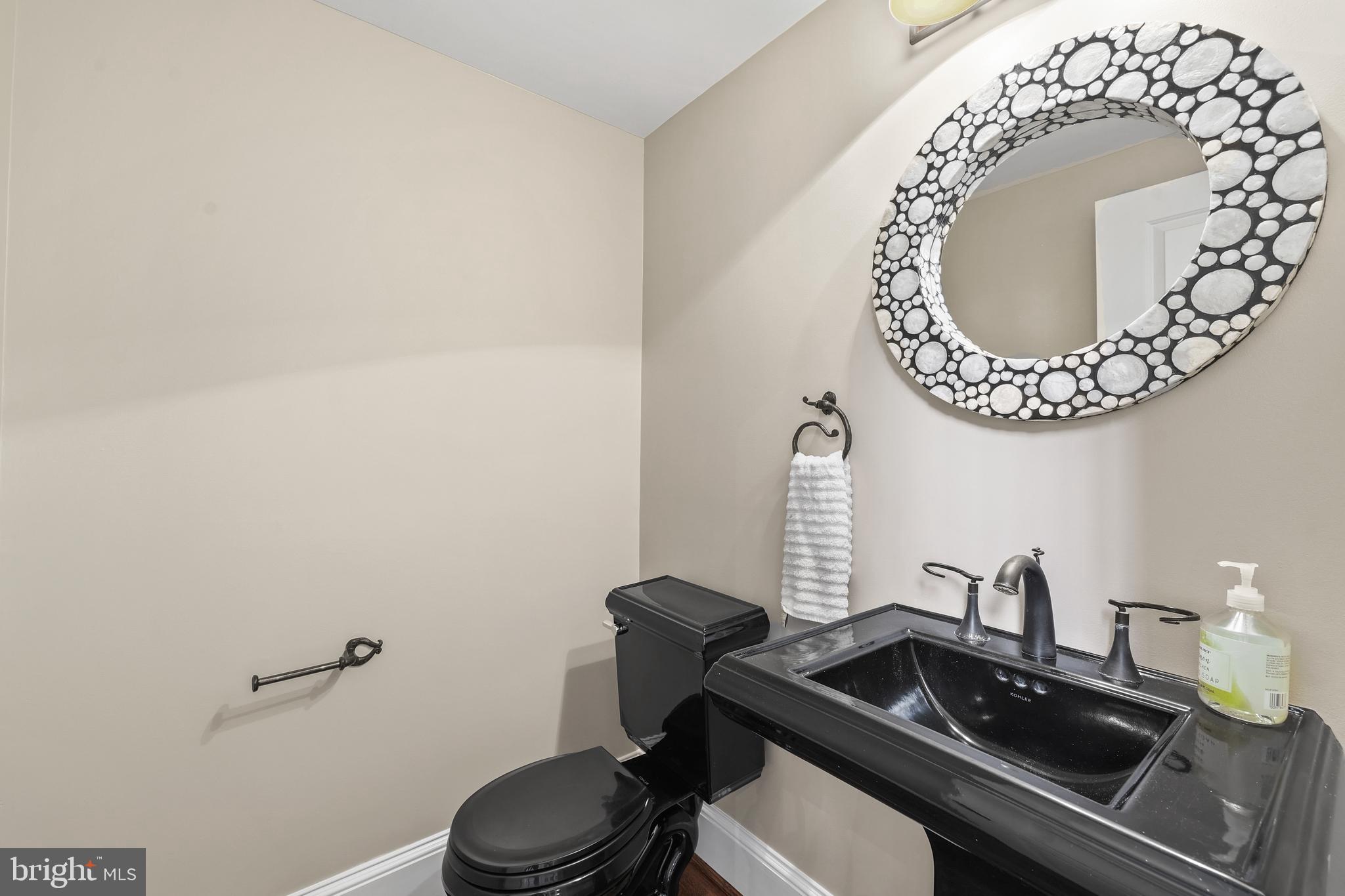 POTOMAC LAKES - Residential