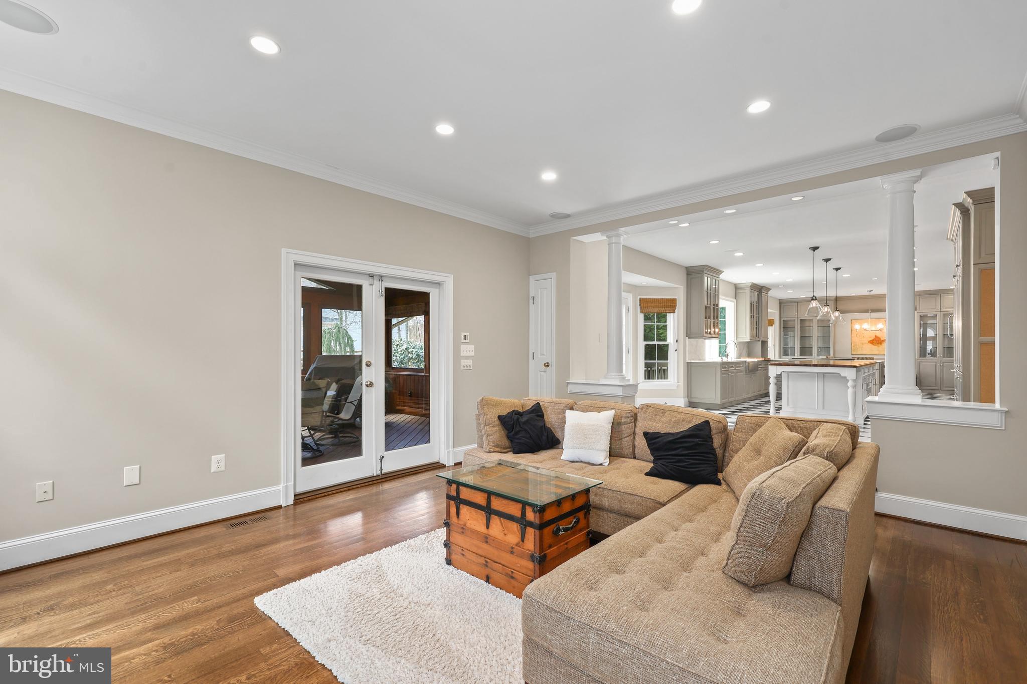 POTOMAC LAKES - Residential