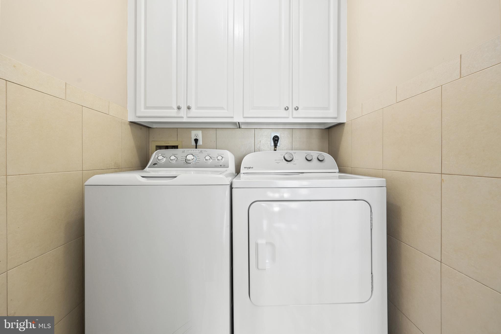 POTOMAC LAKES - Residential