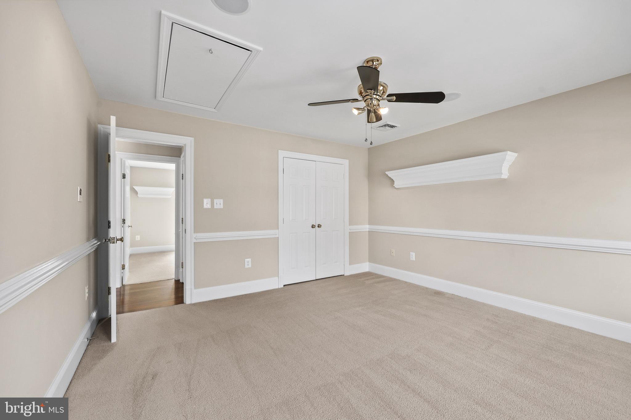 POTOMAC LAKES - Residential