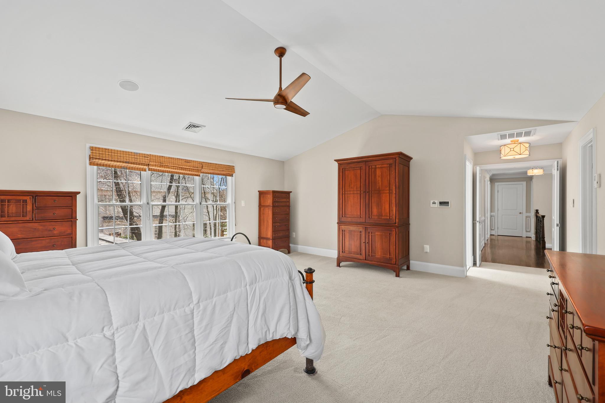 POTOMAC LAKES - Residential