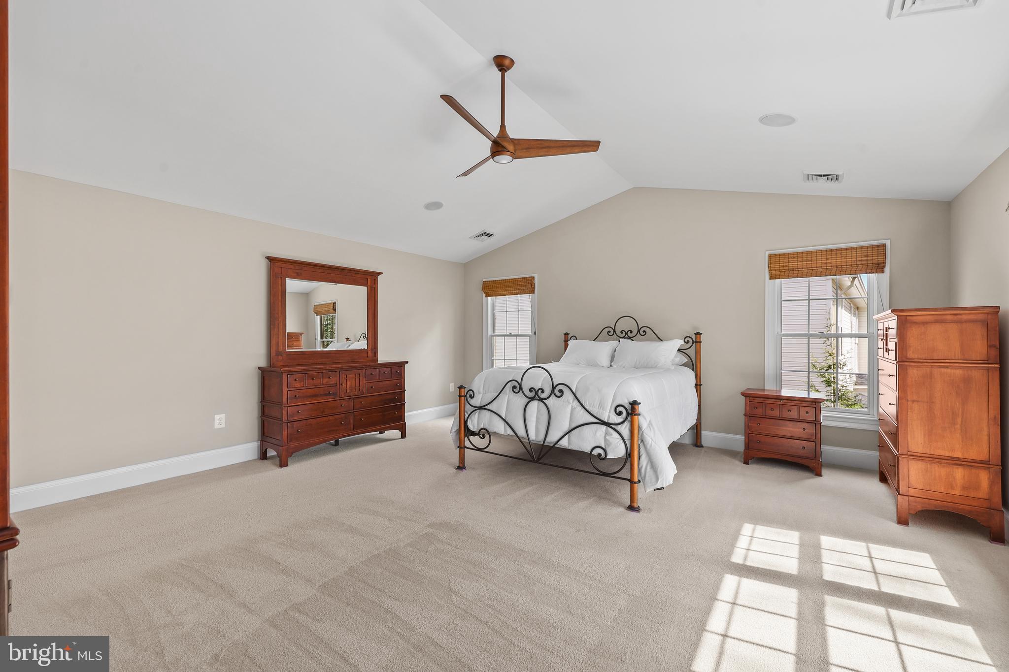 POTOMAC LAKES - Residential