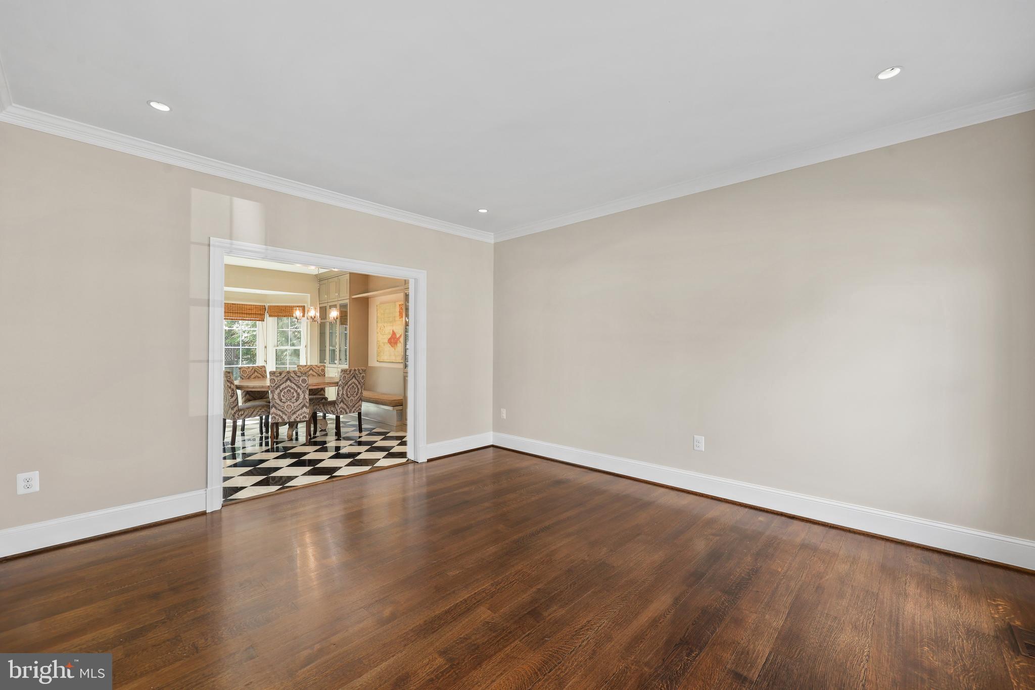 POTOMAC LAKES - Residential