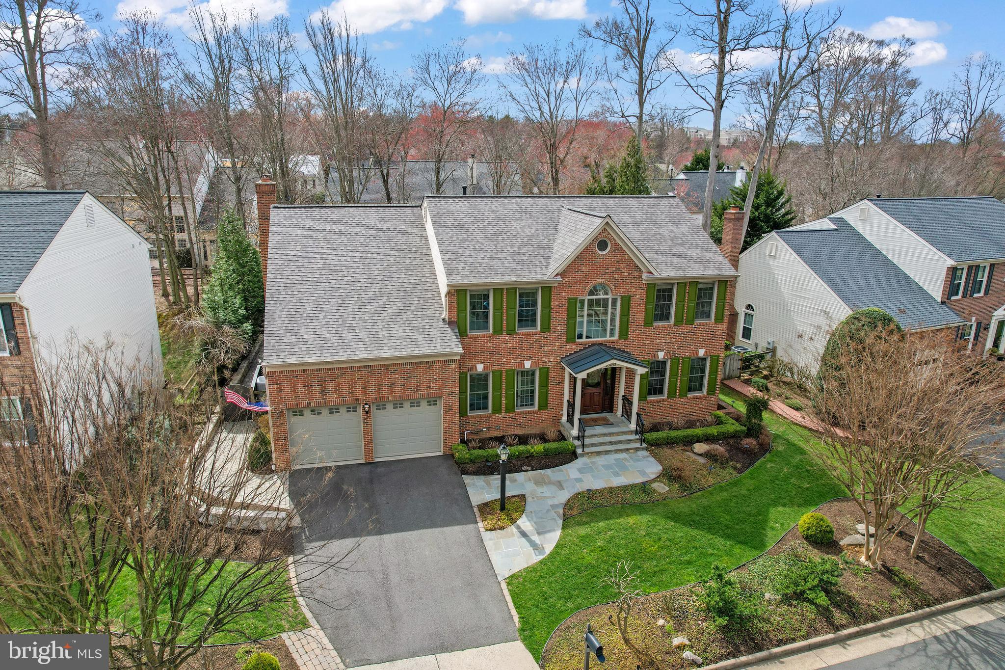 POTOMAC LAKES - Residential