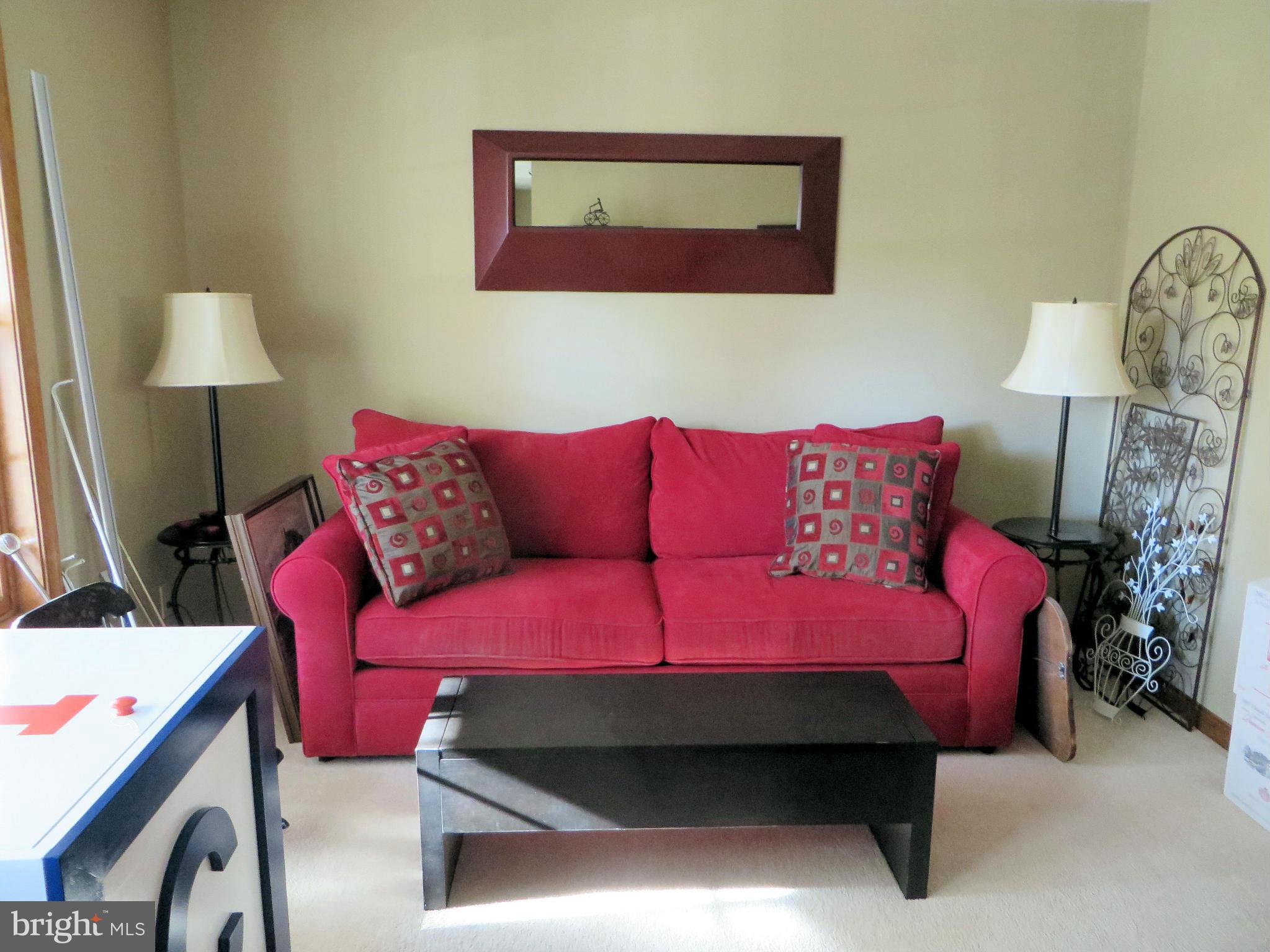 SYCAMORE HOLLOW OF WLDWD - Residential Lease