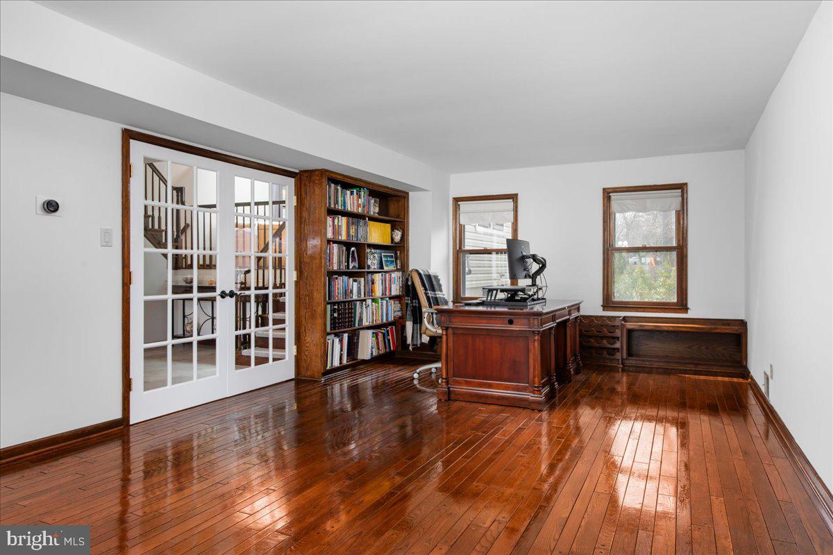 WYNNEWOOD - Residential