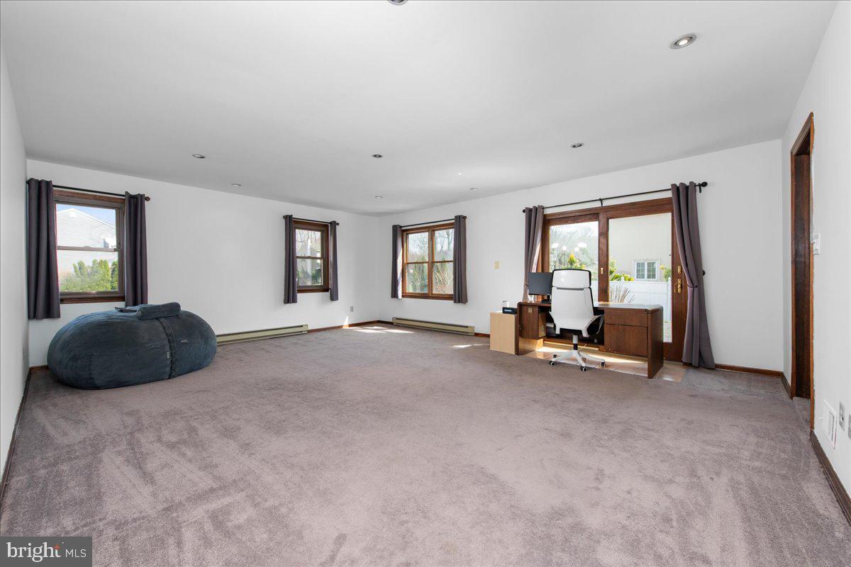 WYNNEWOOD - Residential