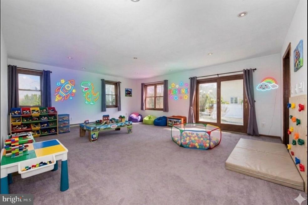 WYNNEWOOD - Residential