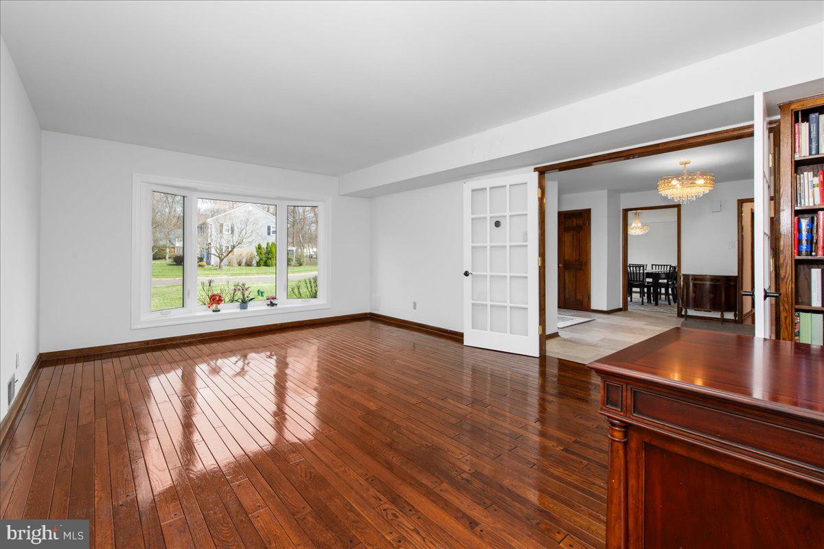 WYNNEWOOD - Residential