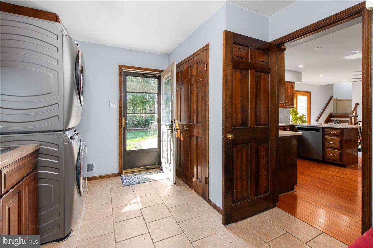 WYNNEWOOD - Residential