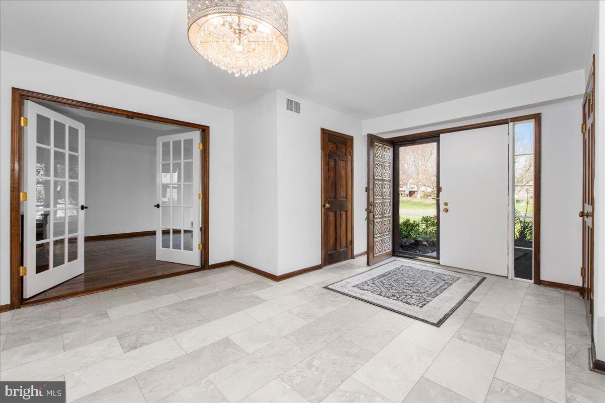 WYNNEWOOD - Residential