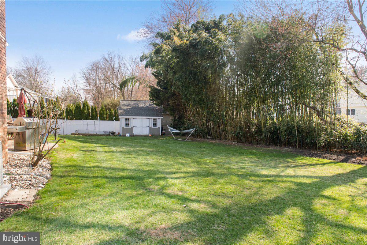 WYNNEWOOD - Residential