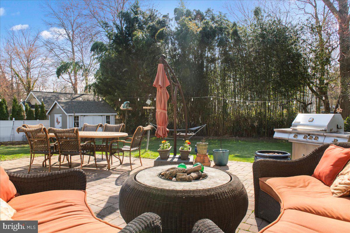 WYNNEWOOD - Residential